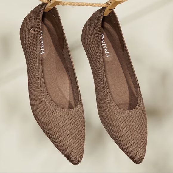 VIVAIA POINT TOE FLATS SZ 37/ US 6.5 - Picture 2 of 9
